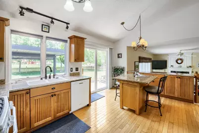 17411 Honeysuckle Court, Lakeville, MN 55044 - Photo 13