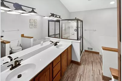 1222 Saddlebrook Lane, Woodbury, MN 55125 - Photo 15