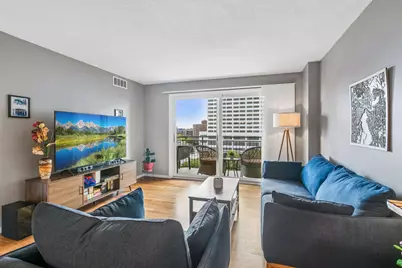 1200 Nicollet Mall #911, Minneapolis, MN 55403 - Photo 1