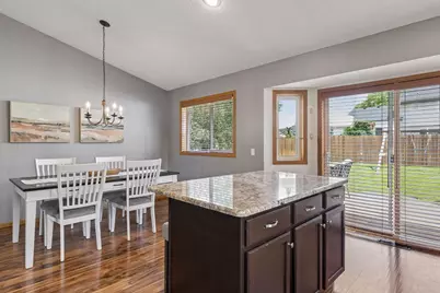 1049 Bonnieview Drive, Woodbury, MN 55129 - Photo 15