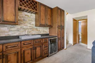 1049 Bonnieview Dr, Woodbury, MN 55129 - Photo 31