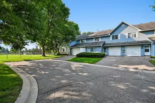 2580 Bedford Ct, Mendota Heights, MN 55120 - Photo 3