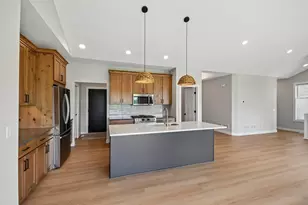 1732 Spruce St, Farmington, MN 55024 - Photo 9