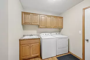 12615 Pond View Rd, Zimmerman, MN 55398 - Photo 15
