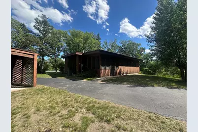 1402 N McKay Avenue NE, Alexandria, MN 56308 - Photo 3