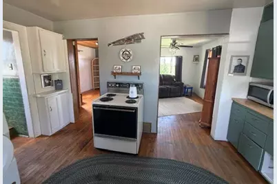 355 W Harvey Street, Ely, MN 55731 - Photo 3