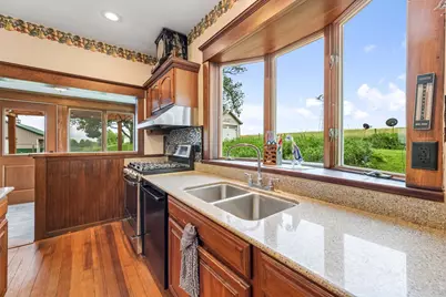 18615 Dunn Road, Caledonia, MN 55921 - Photo 9