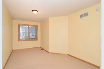2412 Eagle Trace Lane, Woodbury, MN 55129 - Photo 15