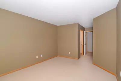 2412 Eagle Trace Lane, Woodbury, MN 55129 - Photo 13