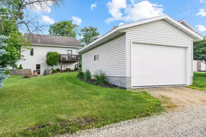 208 High Avenue, Wanamingo, MN 55983 - Photo 3