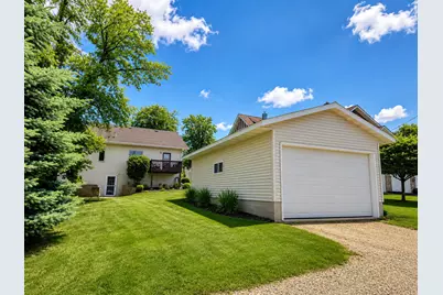 208 High Avenue, Wanamingo, MN 55983 - Photo 3