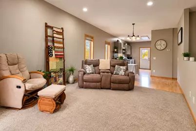 208 High Avenue, Wanamingo, MN 55983 - Photo 5