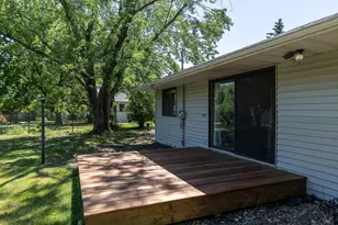 991 Cortland Dr, Apple Valley, MN 55124 - Photo 31