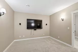 2019 Louisiana Ave S, Saint Louis Park, MN 55426 - Photo 29