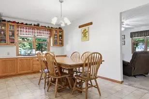 424 E 11th St, Gibbon, MN 55335 - Photo 7