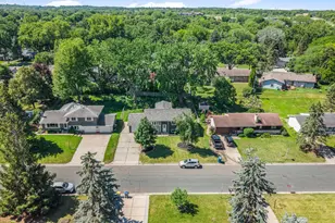 2090 Carnelian Ln, Eagan, MN 55122 - Photo 35