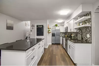 443 Dayton Avenue #10, Saint Paul, MN 55102 - Photo 5