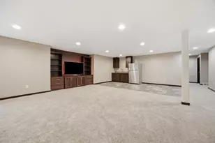 630 Westminster Dr, Moorhead, MN 56560 - Photo 31