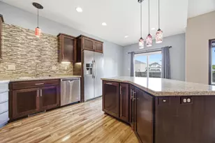 630 Westminster Dr, Moorhead, MN 56560 - Photo 9