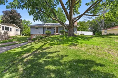 7918 59th Avenue N, New Hope, MN 55428 - Photo 5