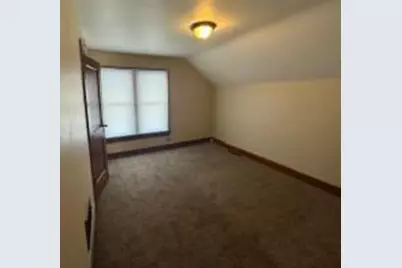 905 9th Avenue SW, Austin, MN 55912 - Photo 7