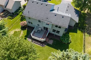8106 Greenbriar Ln, Woodbury, MN 55125 - Photo 55