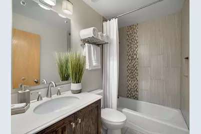 3026 Lake Shore Drive #B, Minneapolis, MN 55416 - Photo 9