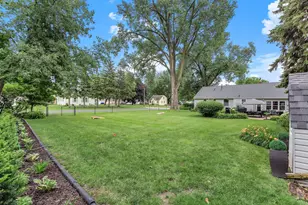 1827 44th Ave NE, Columbia Heights, MN 55421 - Photo 41