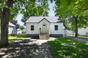 1411 Douglas St, Alexandria, MN 56308 - Photo 1