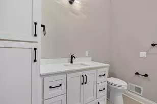 4759 Linden Cove Ln, Savage, MN 55378 - Photo 17