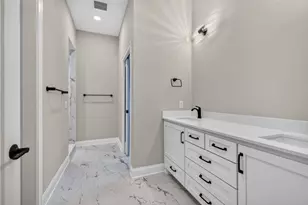 4759 Linden Cove Ln, Savage, MN 55378 - Photo 33