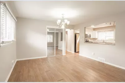 6418 Knoll Street N, Golden Valley, MN 55427 - Photo 3