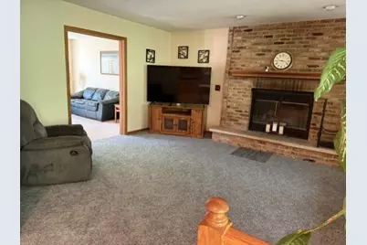 217 Oak Leaf Drive, Winona, MN 55987 - Photo 9