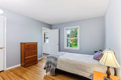 9230 Clinton Avenue S, Bloomington, MN 55420 - Photo 15