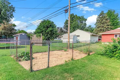 9230 Clinton Avenue S, Bloomington, MN 55420 - Photo 41