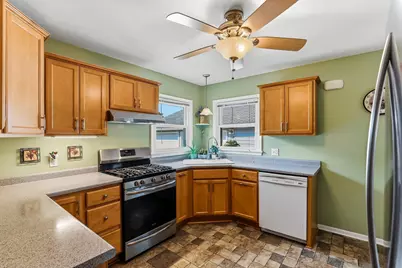 9230 Clinton Avenue S, Bloomington, MN 55420 - Photo 9