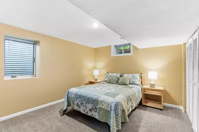 9230 Clinton Avenue S, Bloomington, MN 55420 - Photo 29