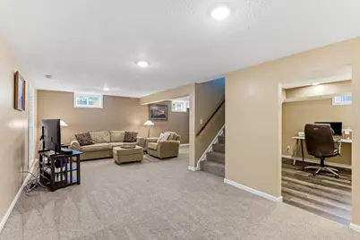 9230 Clinton Avenue S, Bloomington, MN 55420 - Photo 19
