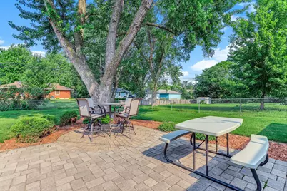 9230 Clinton Avenue S, Bloomington, MN 55420 - Photo 37