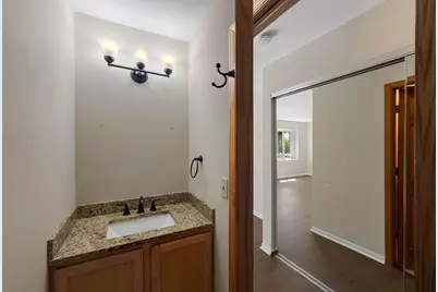 304 Pondridge Circle, Wayzata, MN 55391 - Photo 9