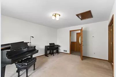 194 69th Avenue NE, Fridley, MN 55432 - Photo 17
