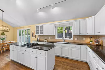 7708 Stonewood Court, Edina, MN 55439 - Photo 7