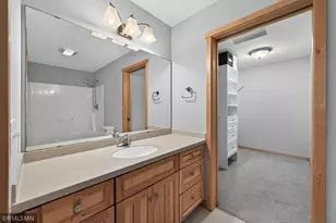1281 County Road D Circle E, Vadnais Heights, MN 55109 - Photo 23