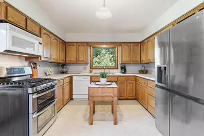 359 Krattley Lane, Hudson, WI 54016 - Photo 9