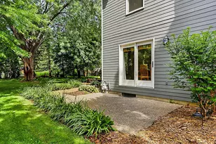 2009 Pleasant Ave, Saint Cloud, MN 56303 - Photo 5