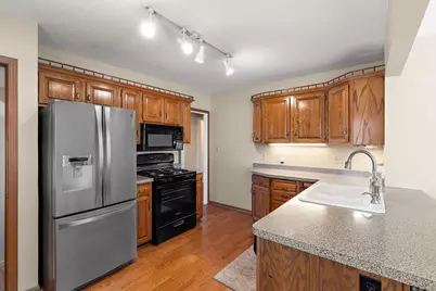 1954 Saunders Avenue, Saint Paul, MN 55116 - Photo 15