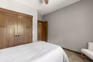 1060 Legend Ln, River Falls, WI 54022 - Photo 33