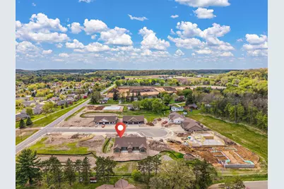 1060 Legend Lane, River Falls, WI 54022 - Photo 3