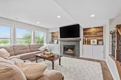 8957 Lakeside Drive, Victoria, MN 55386 - Photo 11