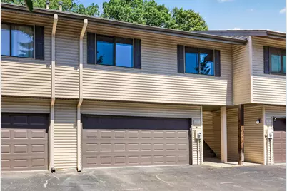 428 Pleasant Drive, Hastings, MN 55033 - Photo 9